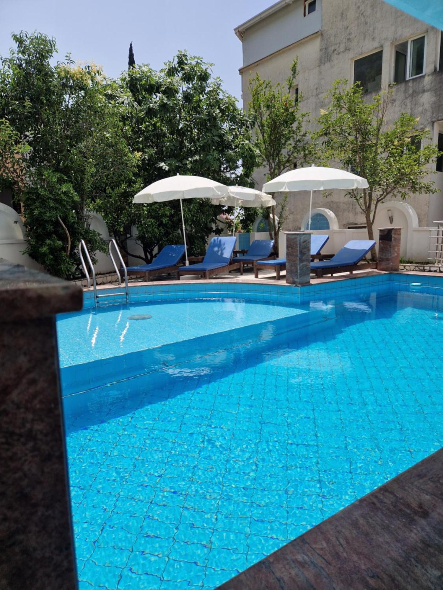 Villa Golf Budva Luaran gambar