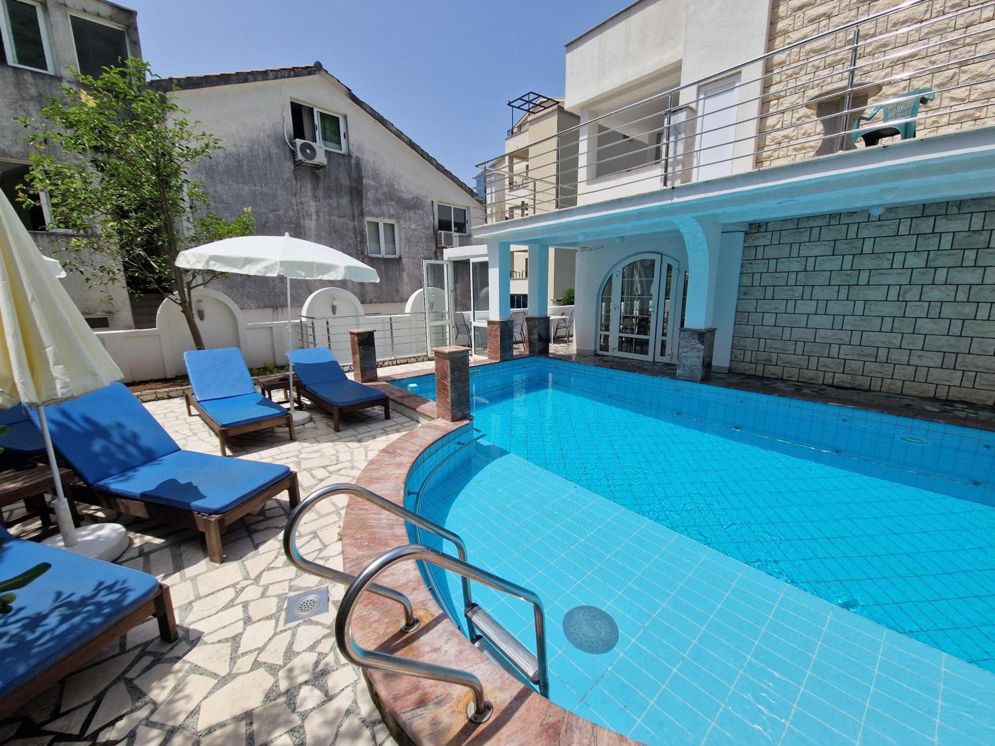 Villa Golf Budva Luaran gambar
