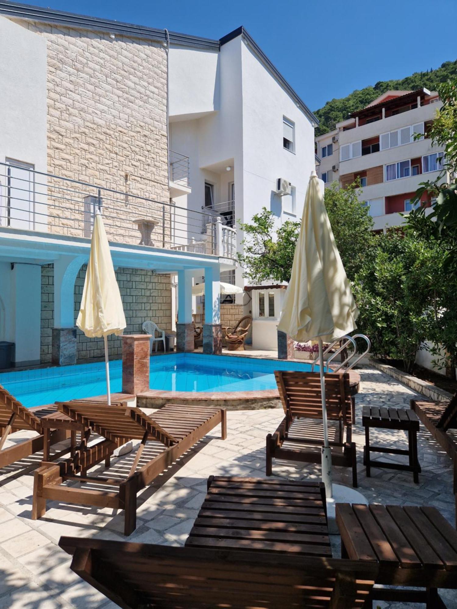 Villa Golf Budva Luaran gambar